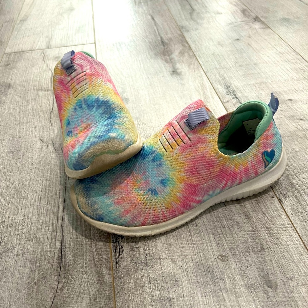 Tye Dye Girls Ultra Flex Air Cooled Skechers ~ size 4
